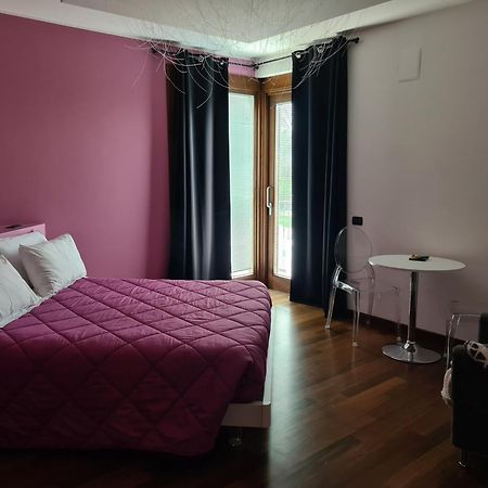 Bed and Breakfast Il Sorriso Di Angelina Pescara Exterior foto